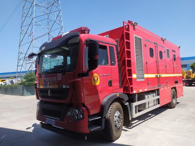 重汽300W應(yīng)急發(fā)電車