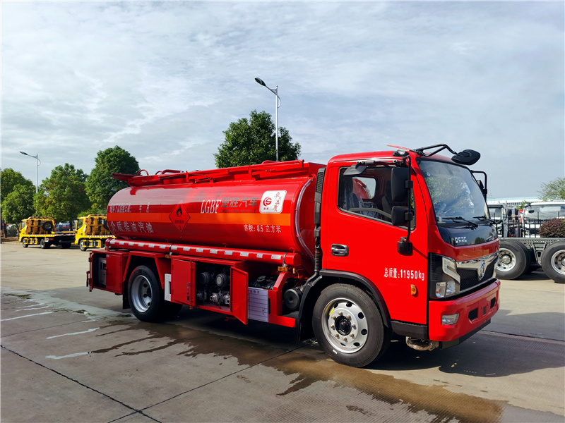 消防專用東風(fēng)8噸加油車