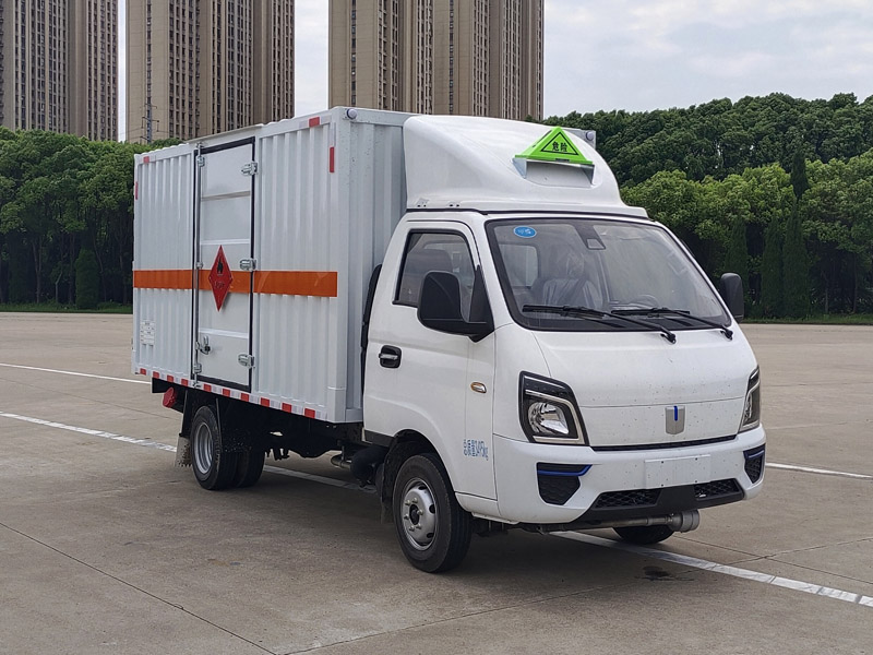 甲醇易燃液體廂式運(yùn)輸車